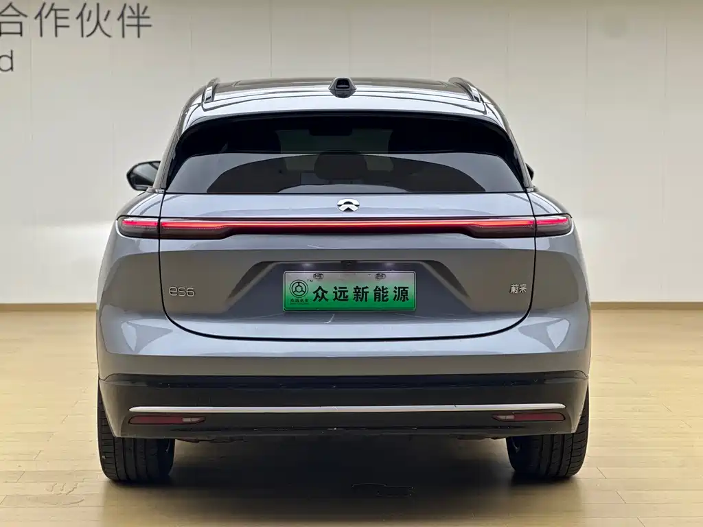NIO ES6 2025