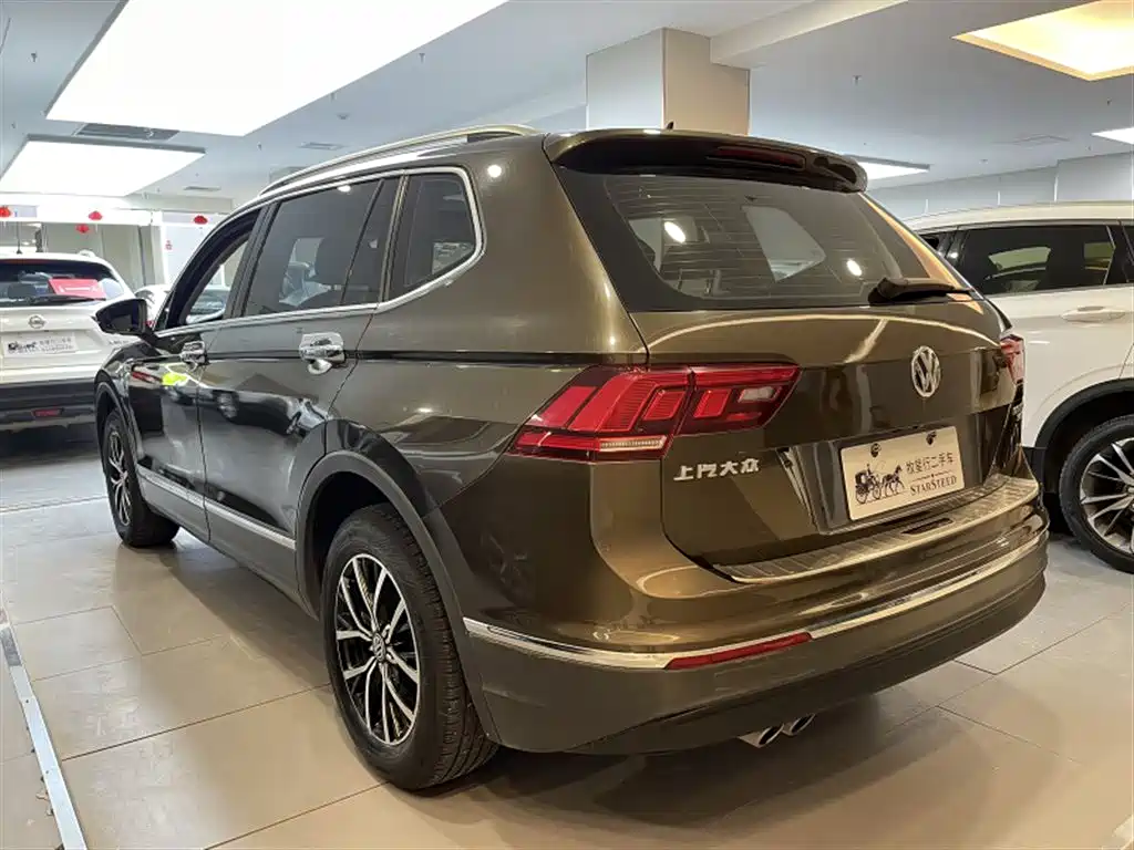 Volkswagen Tiguan L 2018 — фото 9