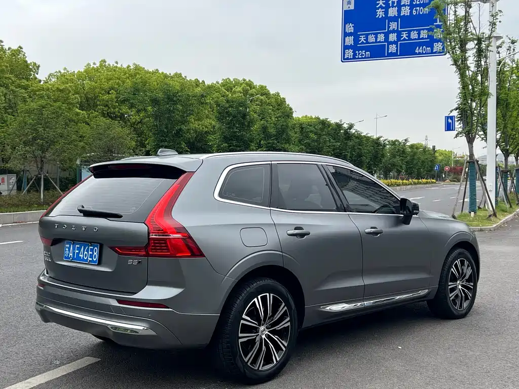 Volvo XC60 2021 — фото 10