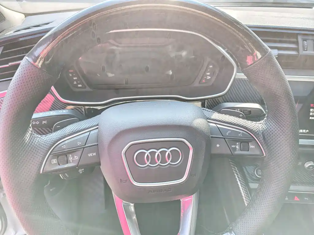 Audi Q3 2023 — фото 9