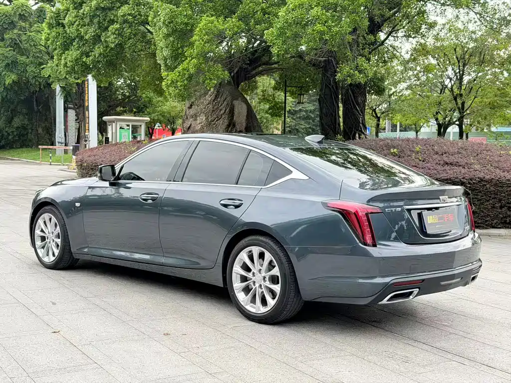 Cadillac CT5 2022 — фото 12
