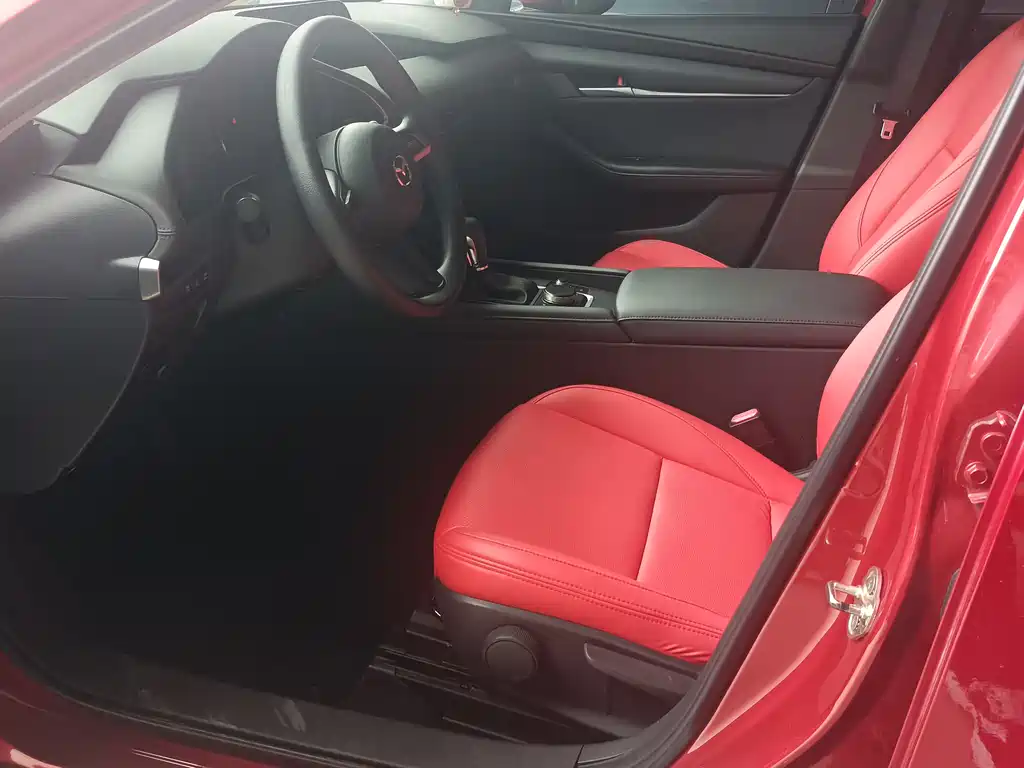 Mazda 3 Axela 2021