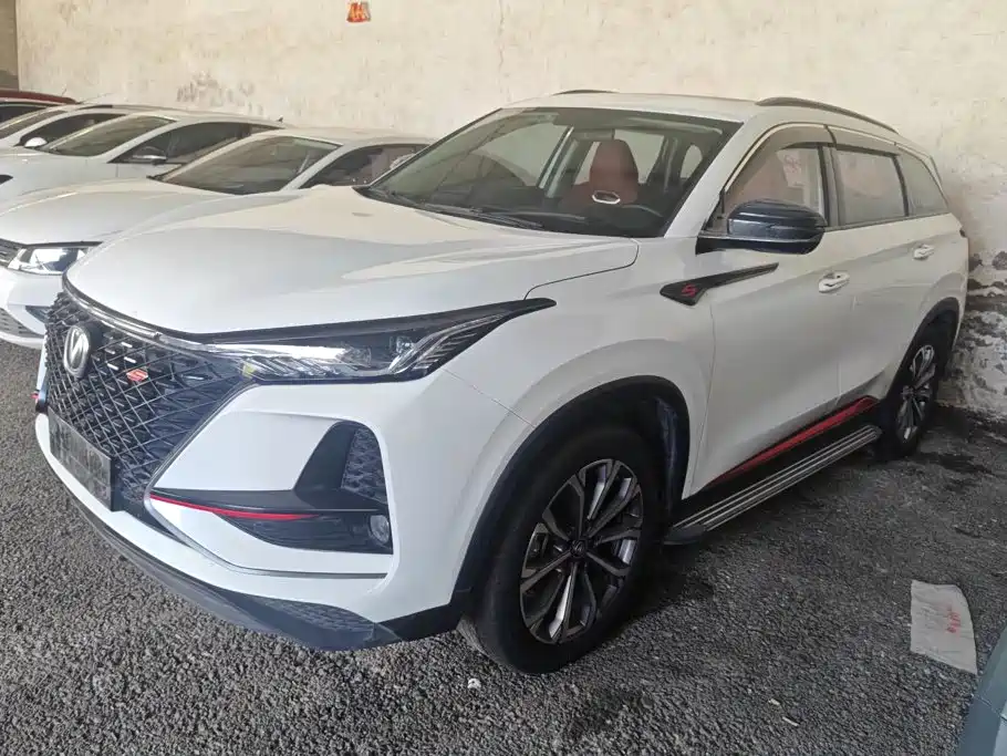 Changan CS75PLUS 2020 — фото 1