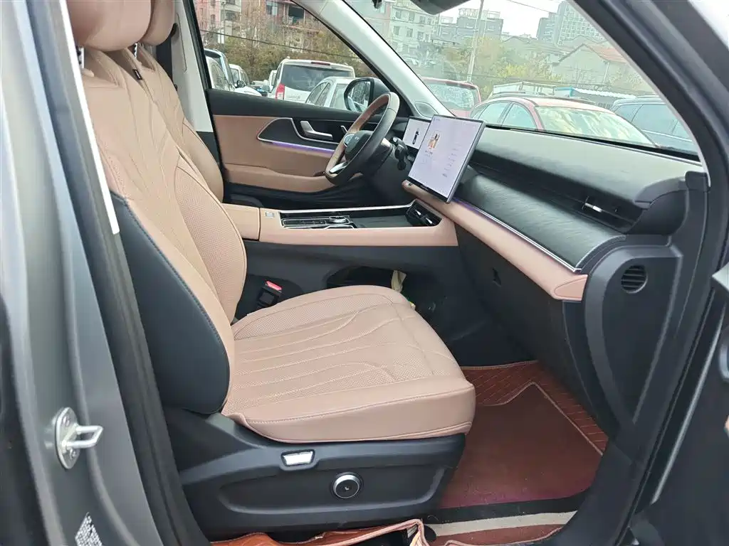 Chery Tiggo 8L 2025 — фото 16