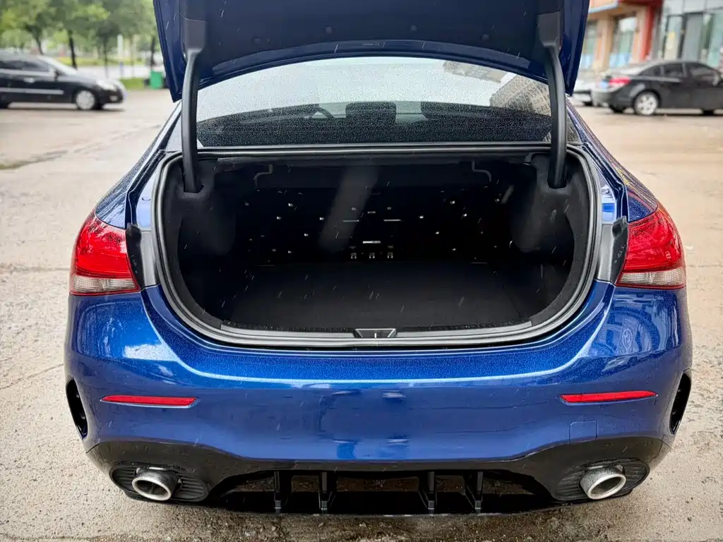 Mercedes-Benz A-Class 2021 — фото 14