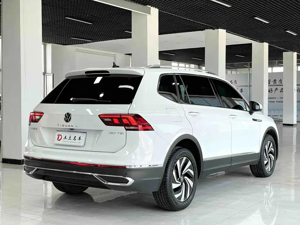 Volkswagen Tiguan L 2022