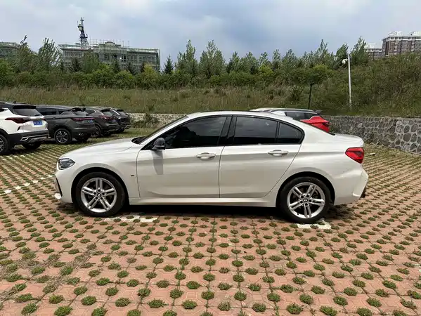 BMW 1 Series 2022