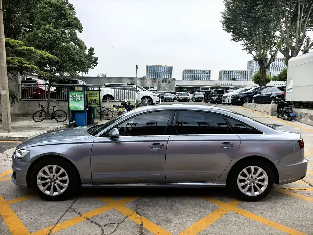 Audi A6L 2016
