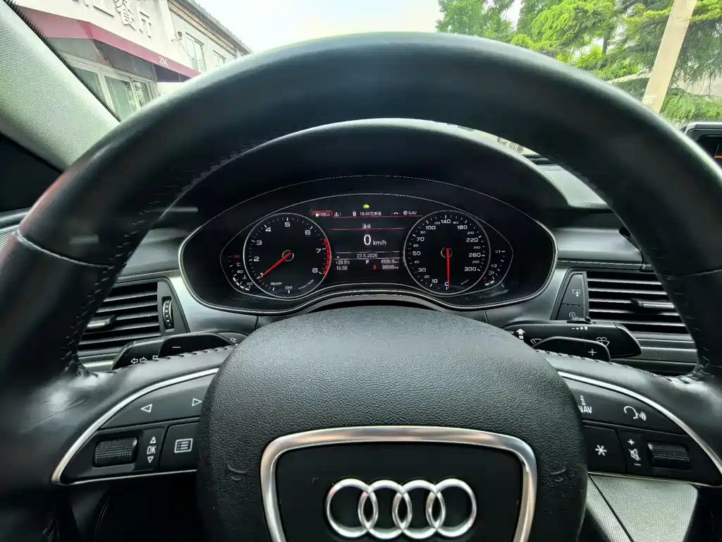 Audi A6L 2016 — фото 12