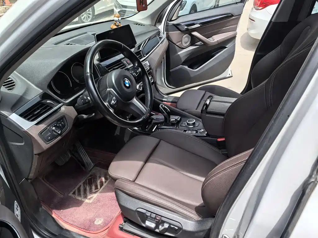 BMW X1 2022 — фото 7