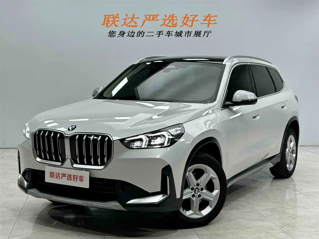 BMW X1 2024 — фото 1