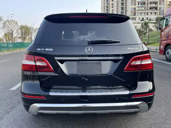 Mercedes-Benz M-Class 2014