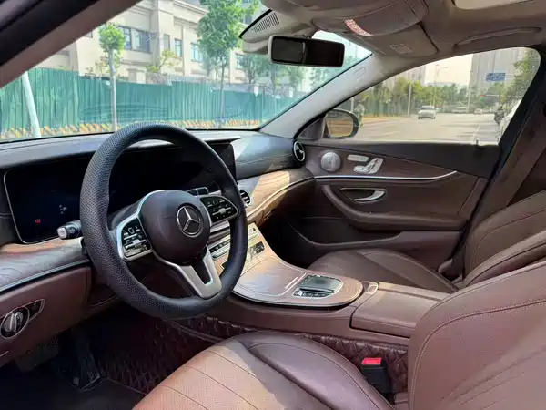 Mercedes-Benz E-Class 2019