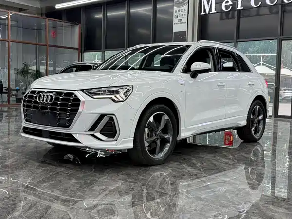 Audi Q3 2022