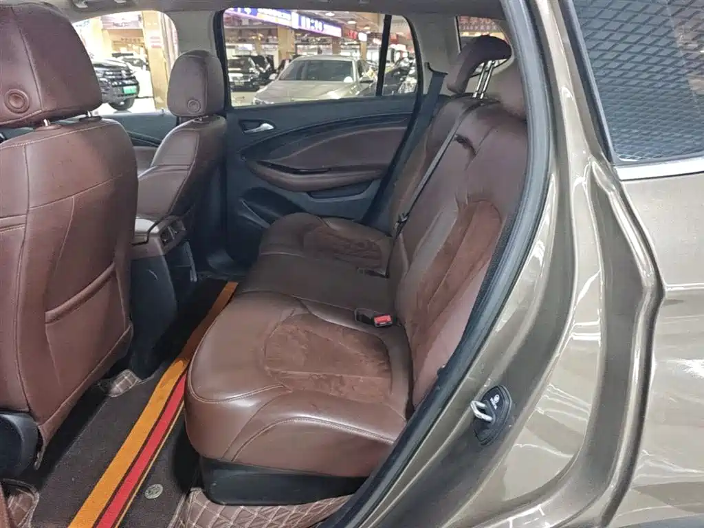 Buick Envision Plus 2016 — фото 17
