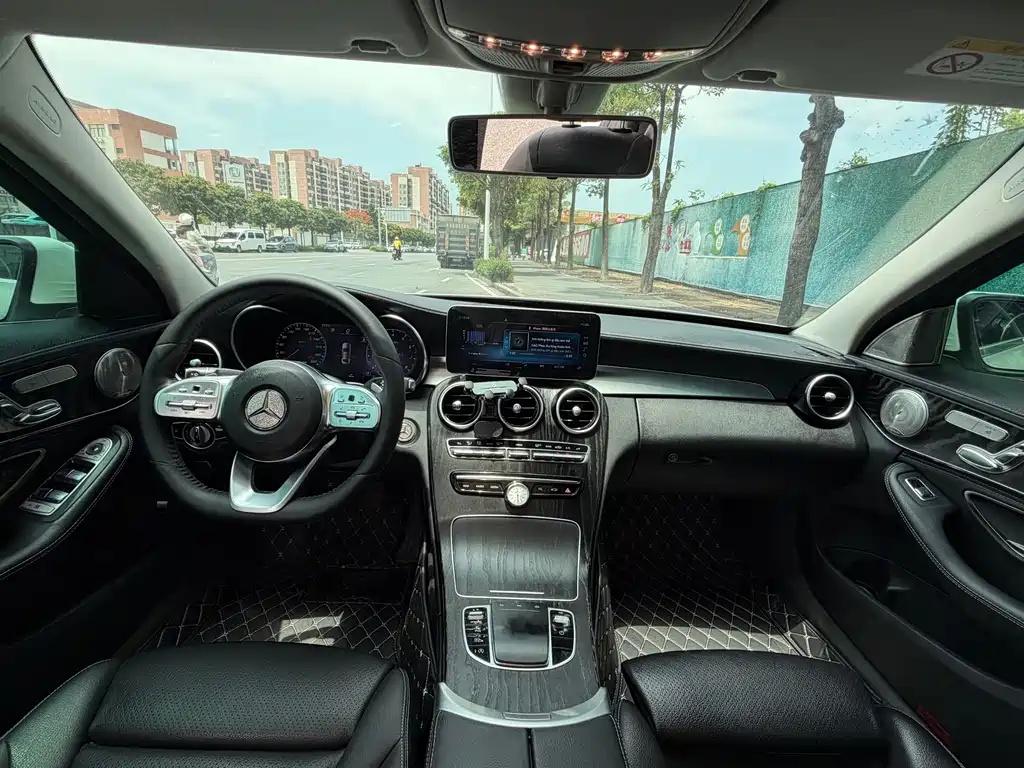 Mercedes-Benz C-Class 2020 — фото 8