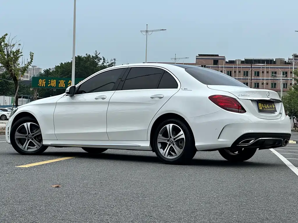 Mercedes-Benz C-Class 2019