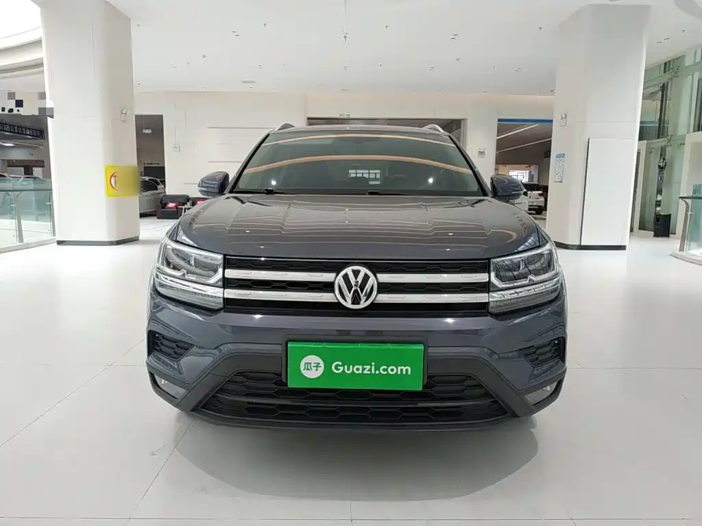 Volkswagen Tharu 2020