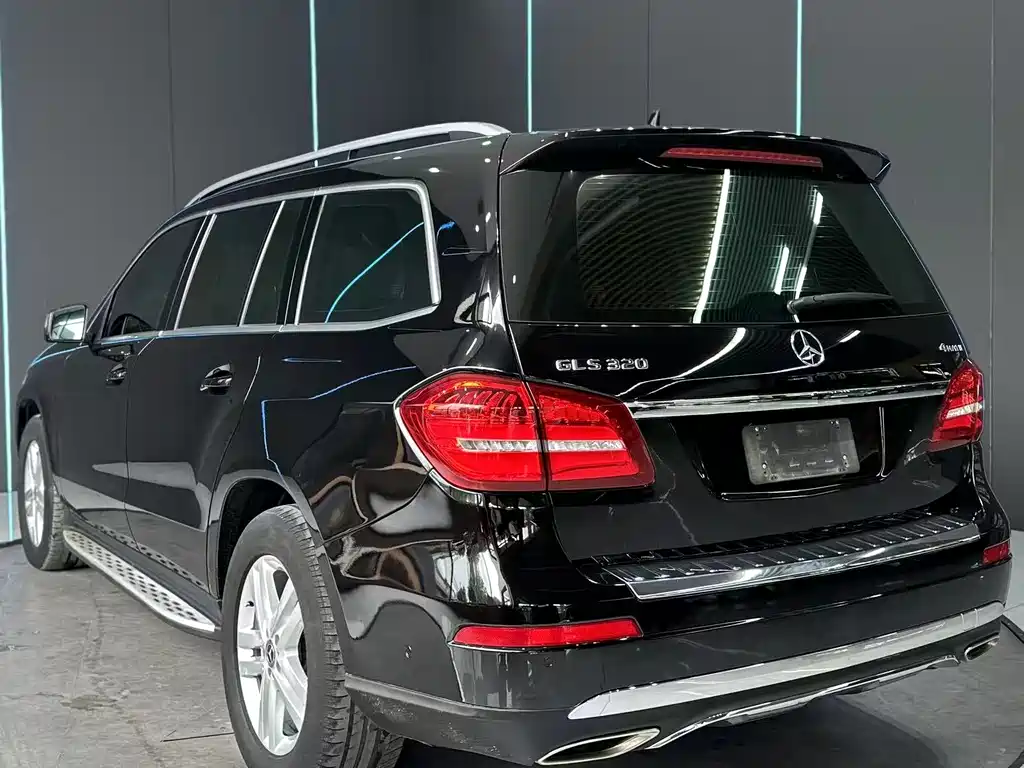 Mercedes-Benz GLS 2018 — фото 8