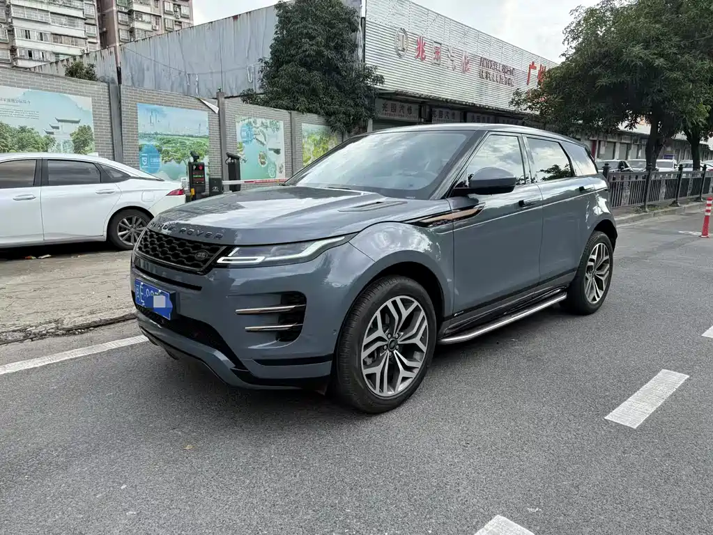 Land Rover Evoque 2021