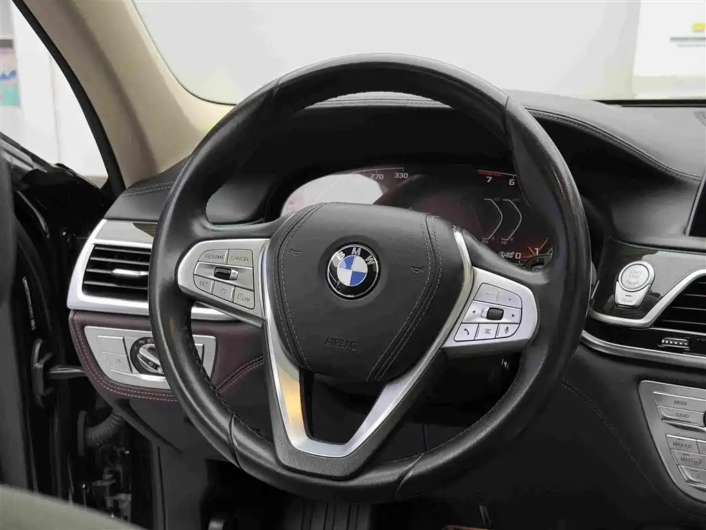 BMW 7 Series 2022 — фото 12