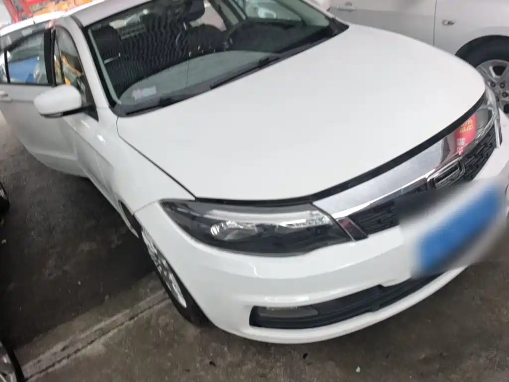 Qoros 3 2018