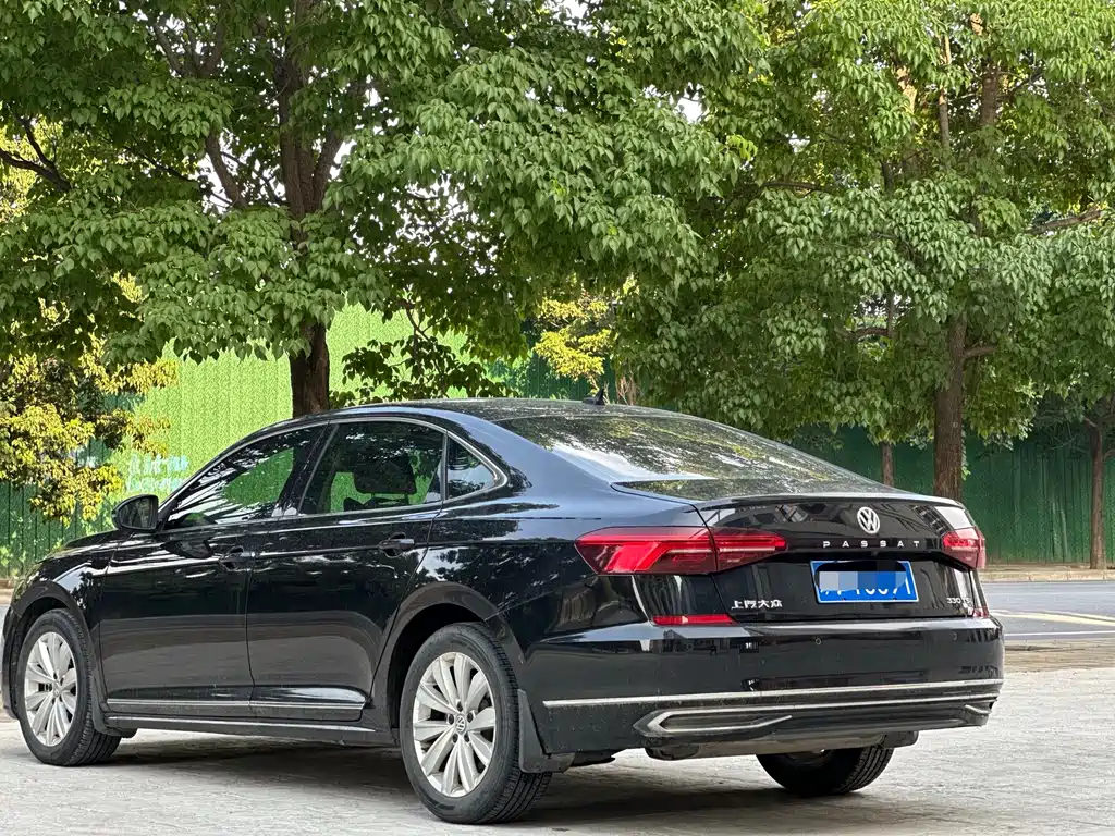 Volkswagen Passat 2020 — фото 8