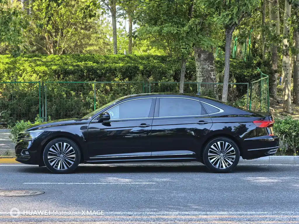 Volkswagen Passat 2019 — фото 3