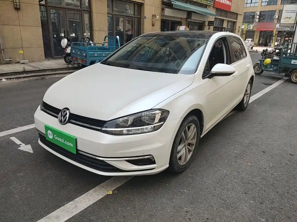 Volkswagen Golf 2020