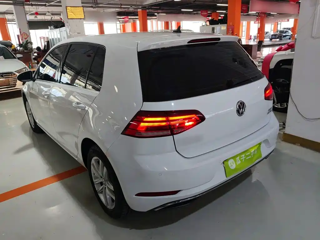 Volkswagen Golf 2020