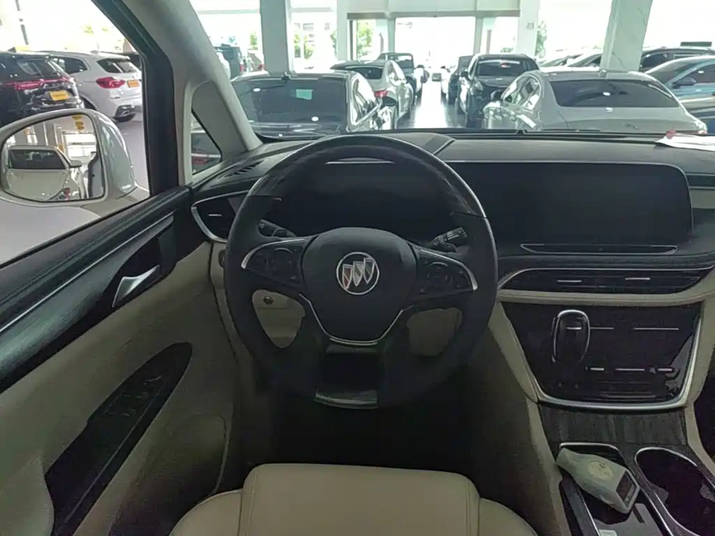 Buick GL8 2023