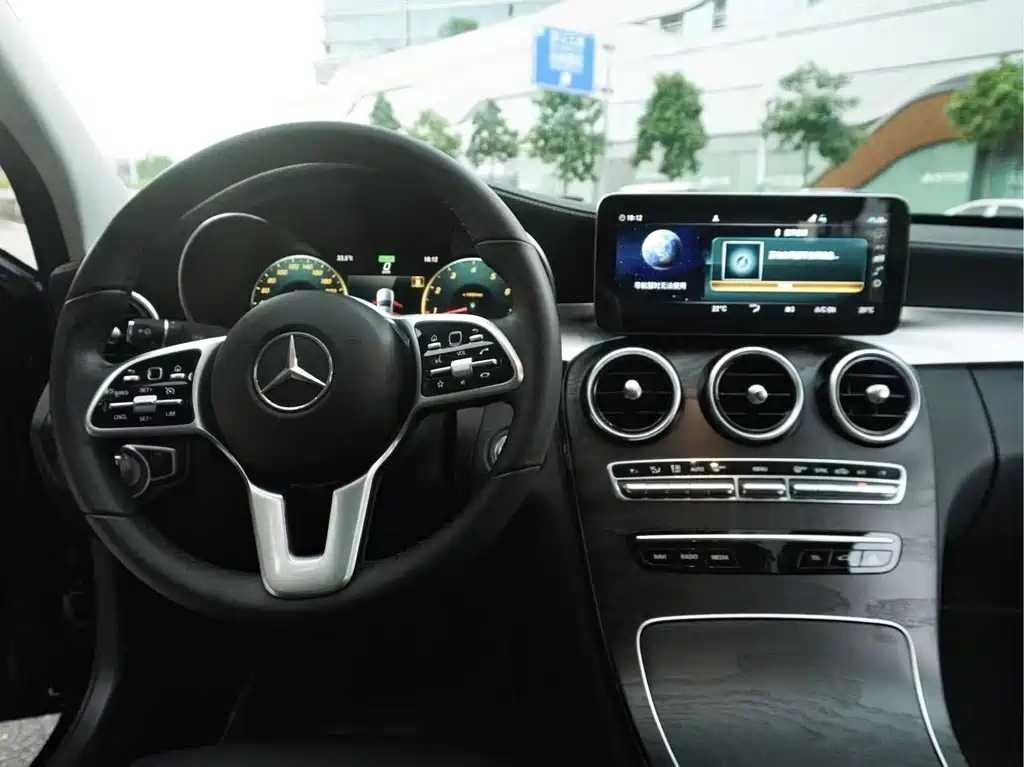 Mercedes-Benz C-Class 2019 — фото 13