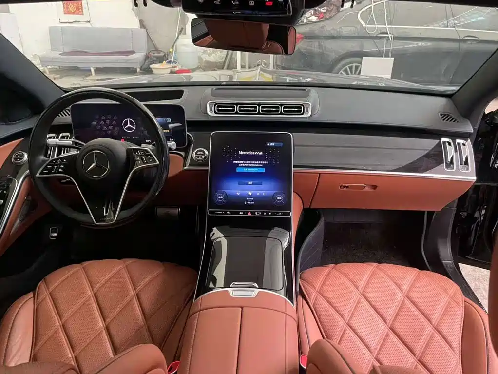 Mercedes-Benz Maybach S-Class 2025