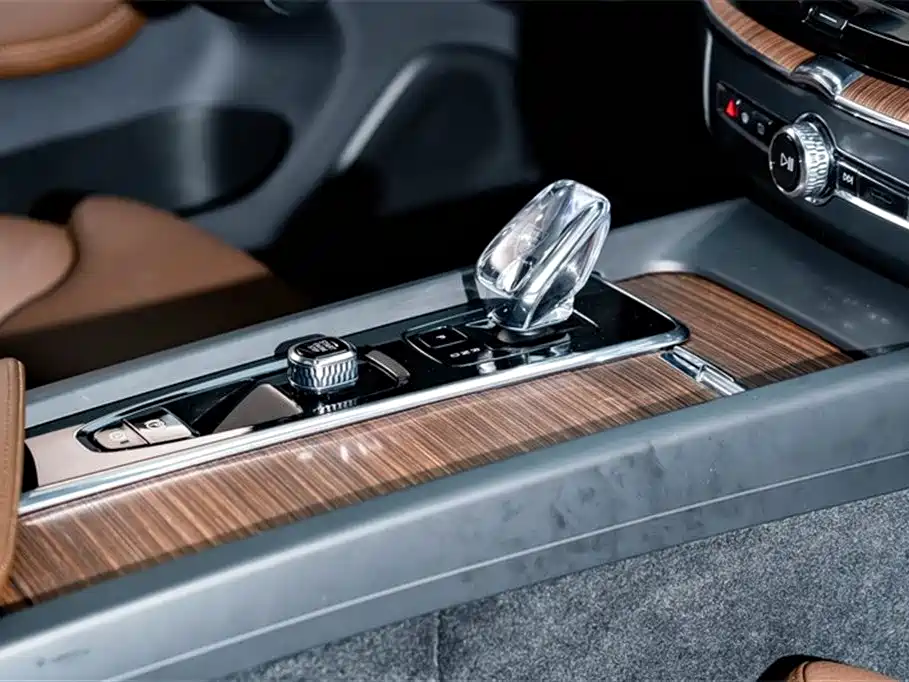 Volvo XC60 PHEV 2024 — фото 20