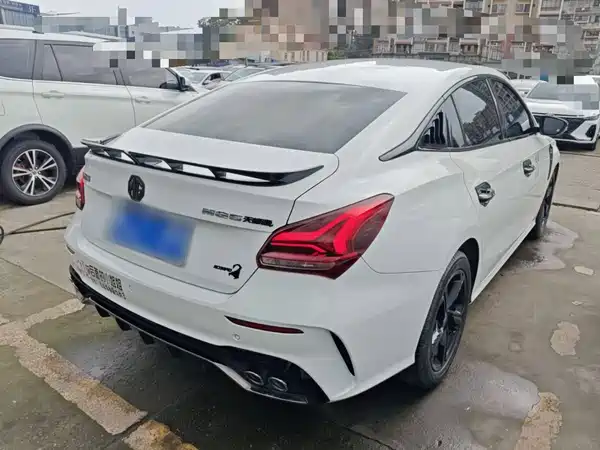 MG MG5 Scorpio 2022