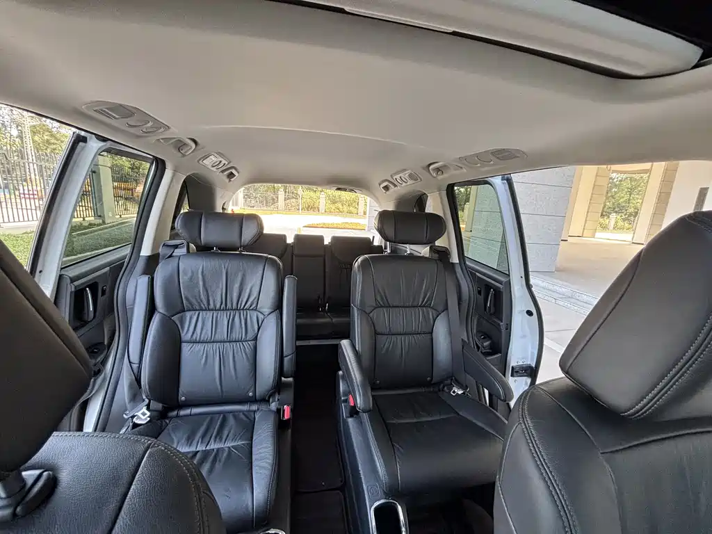Honda Odyssey 2021 — фото 12