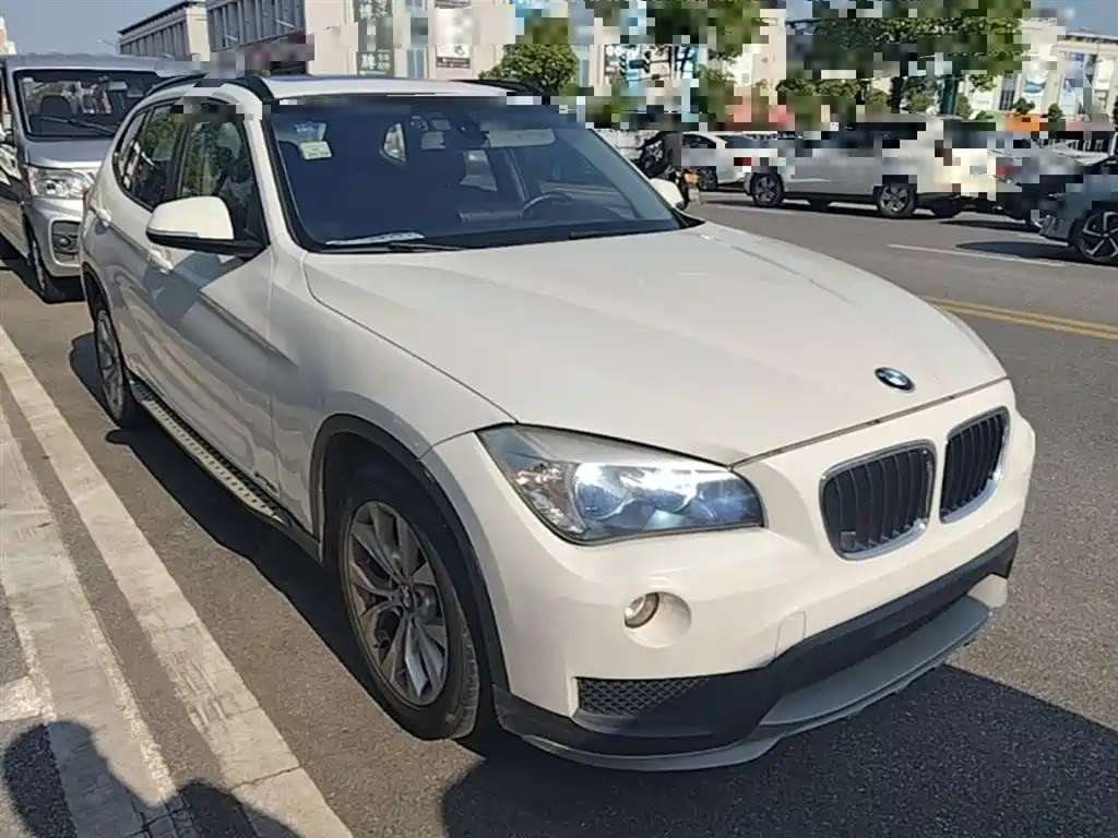 BMW X1 2014 — фото 4