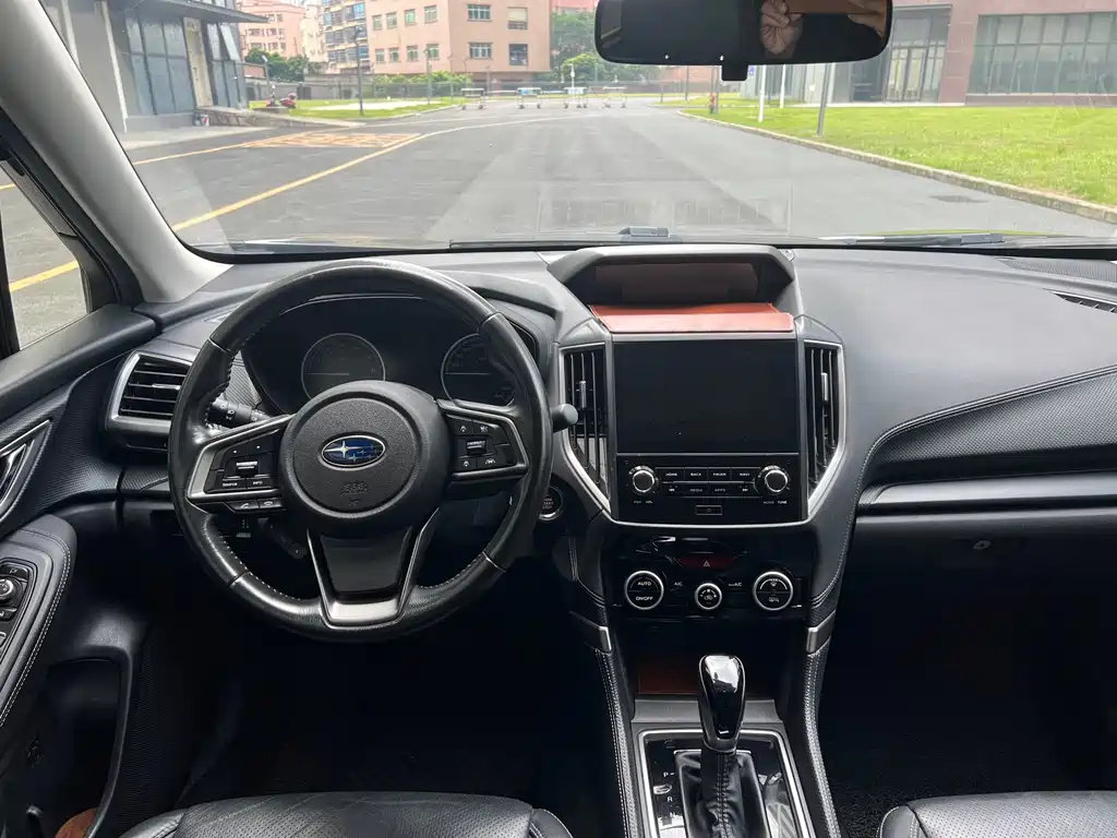 Subaru Forester 2019 — фото 13