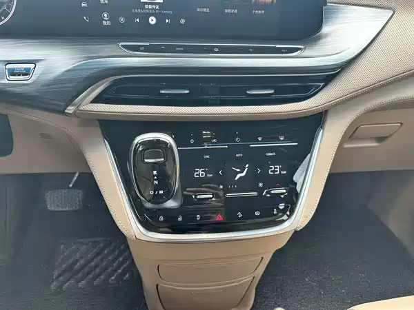 Buick GL8 2020