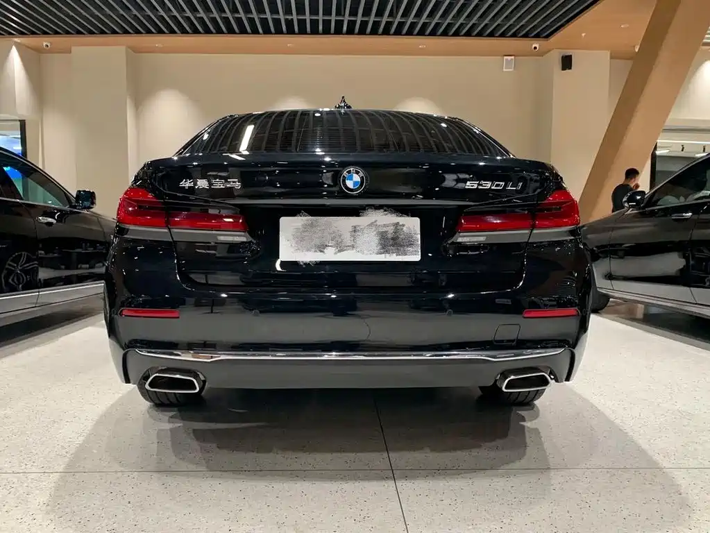 BMW 5 Series 2023