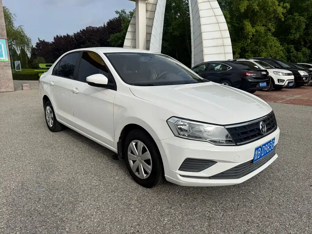 Volkswagen Jetta 2017 — фото 3