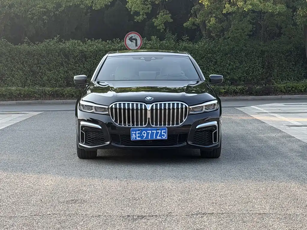BMW 7 Series 2019 — фото 2
