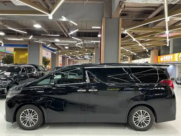 Toyota Alphard 2021