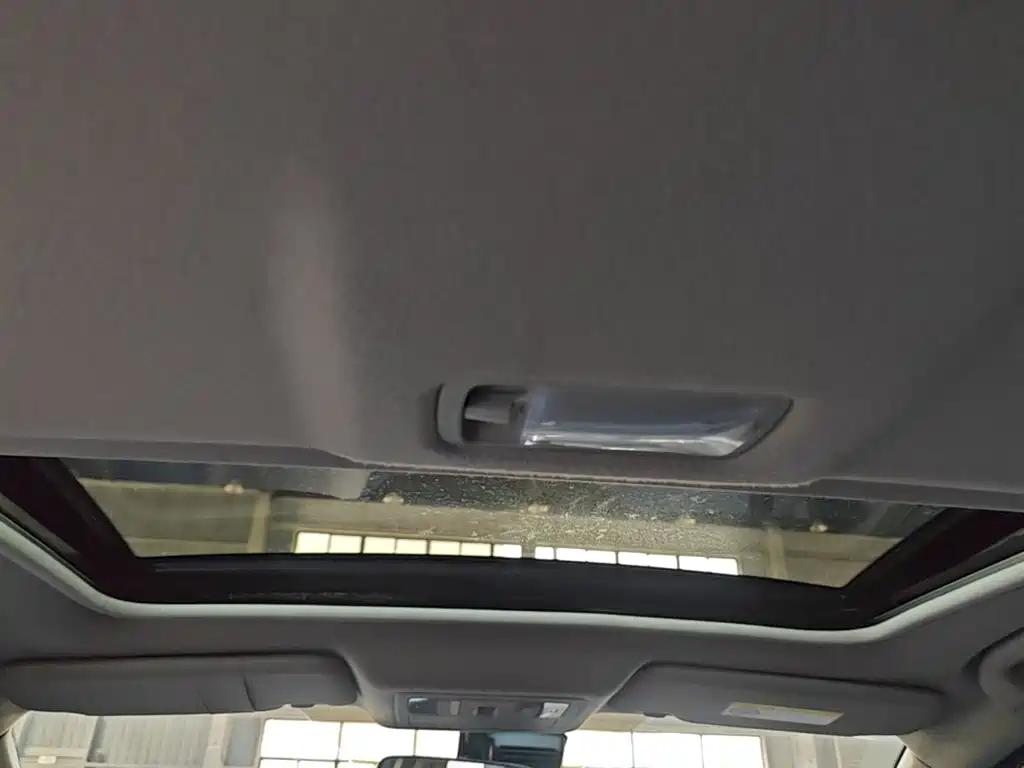 Nissan Tiida 2019 — фото 18