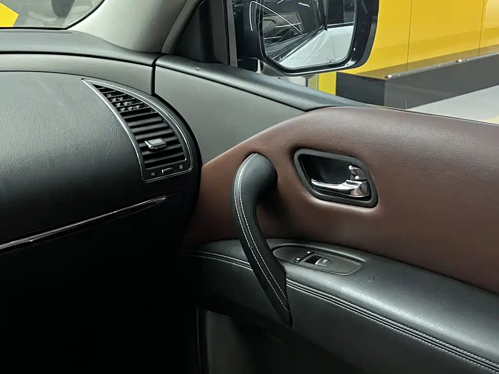 Nissan Patrol 2018 — фото 12