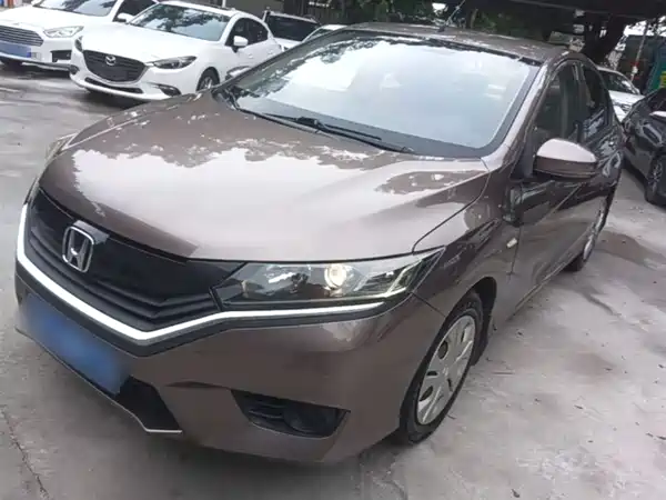 Honda Greiz 2016