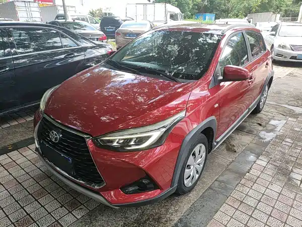 Toyota Yaris L 2022