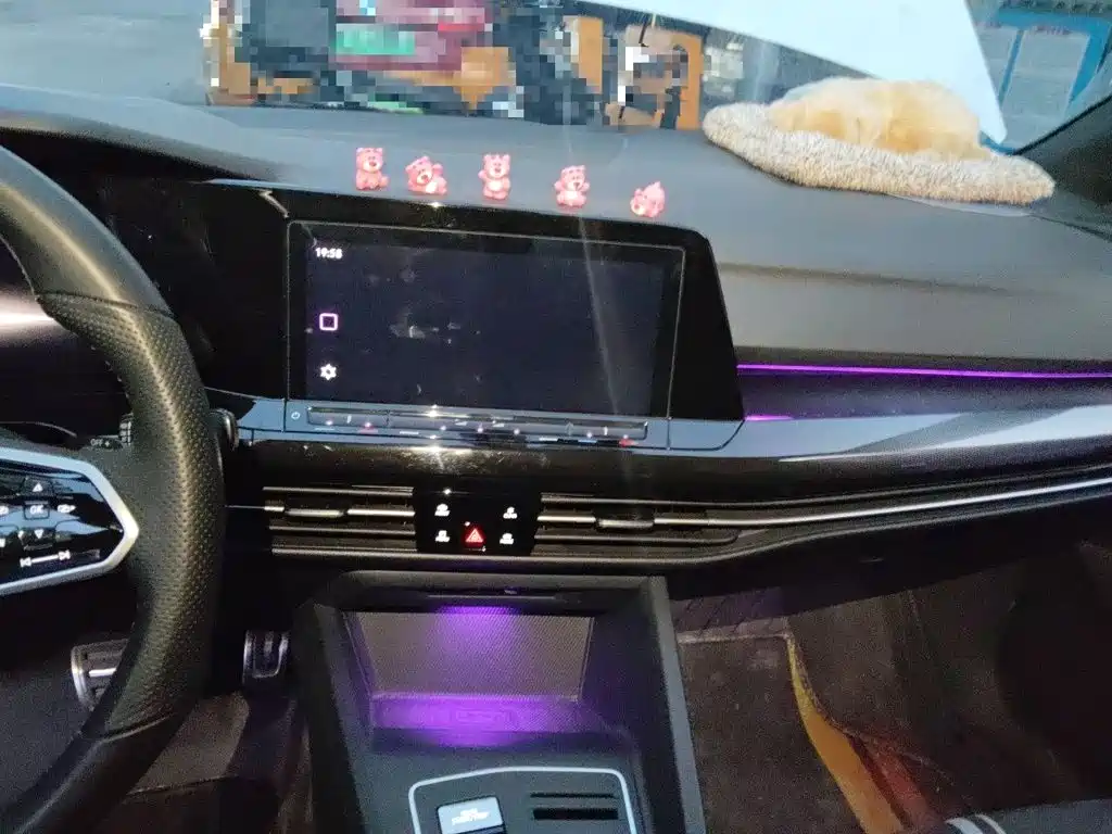 Volkswagen Golf 2023