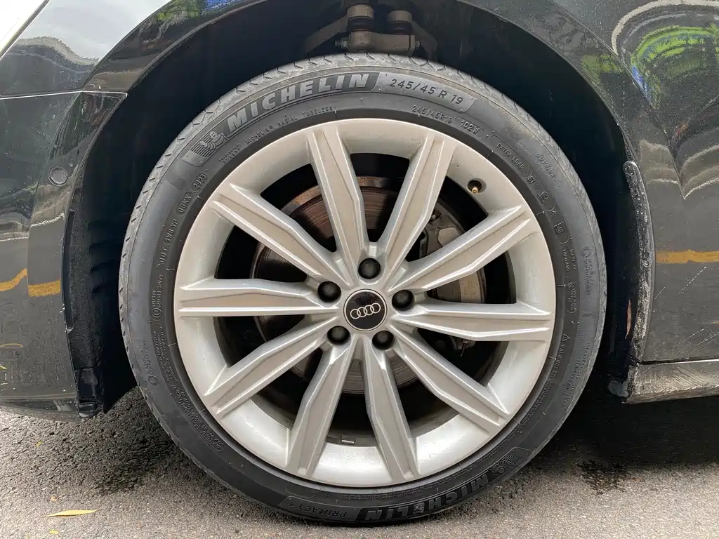 Audi A6L 2024
