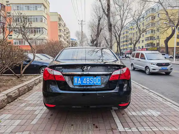 Hyundai Yuedong 2015